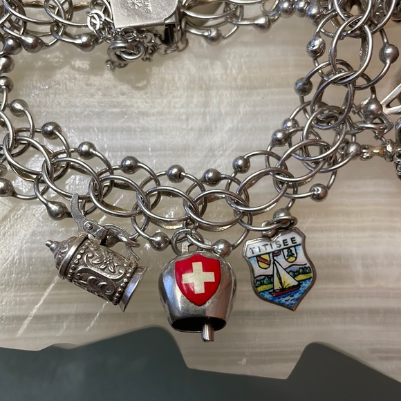 Vintage JB Sterling Silver Interwoven Link Bracelet with 14 European Charms 54g - Picture 13 of 17